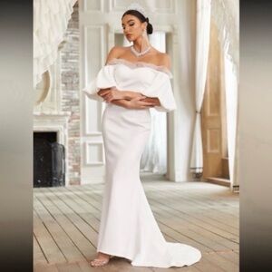 New White Mesh Mermaid Hem Wedding Dress, Sz S